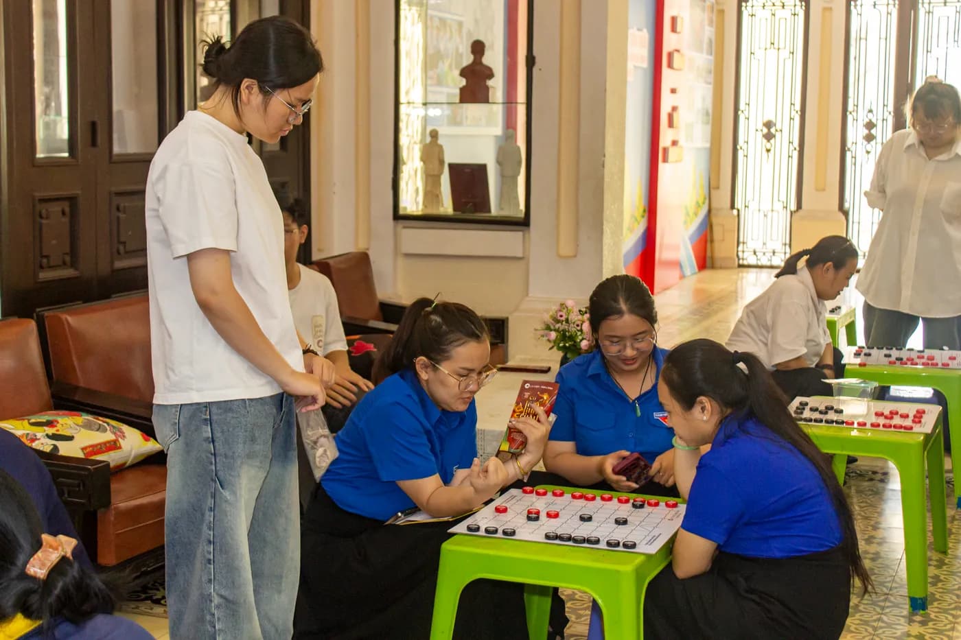 Hình ảnh các cán bộ tại Nhà Thiếu nhi TP.Hồ Chí Minh tham gia tập huấn Cờ Thủy Tinh Châu tại chương trình tập huấn tại Nhà Thiếu nhi Thành phố Hồ Chí Minh.