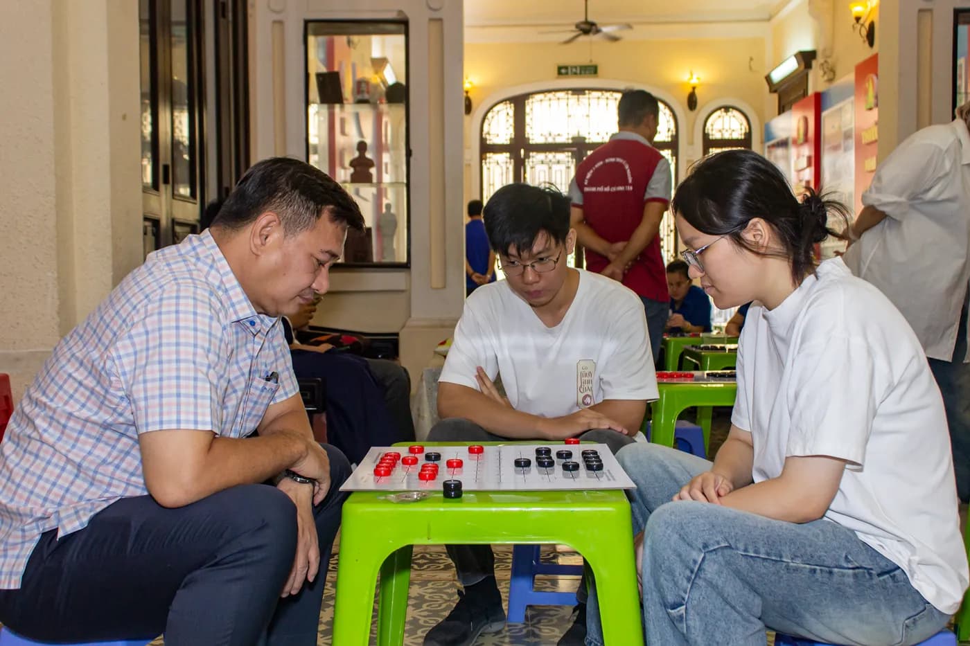 Hình ảnh các cán bộ tại Nhà Thiếu nhi TP.Hồ Chí Minh tham gia tập huấn Cờ Thủy Tinh Châu tại chương trình tập huấn tại Nhà Thiếu nhi Thành phố Hồ Chí Minh.