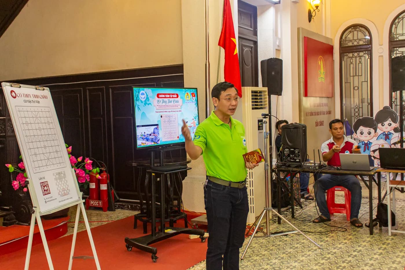 Hình ảnh các cán bộ tại Nhà Thiếu nhi TP.Hồ Chí Minh tham gia tập huấn Cờ Thủy Tinh Châu tại chương trình tập huấn tại Nhà Thiếu nhi Thành phố Hồ Chí Minh.