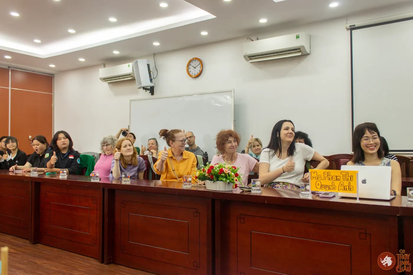 Hình ảnh toàn thể khách tham dự tại chương trình giao lưu văn hóa quốc tế – lần thứ hai đồng hành trong chương trình đón đoàn Vegan Travel Asia.