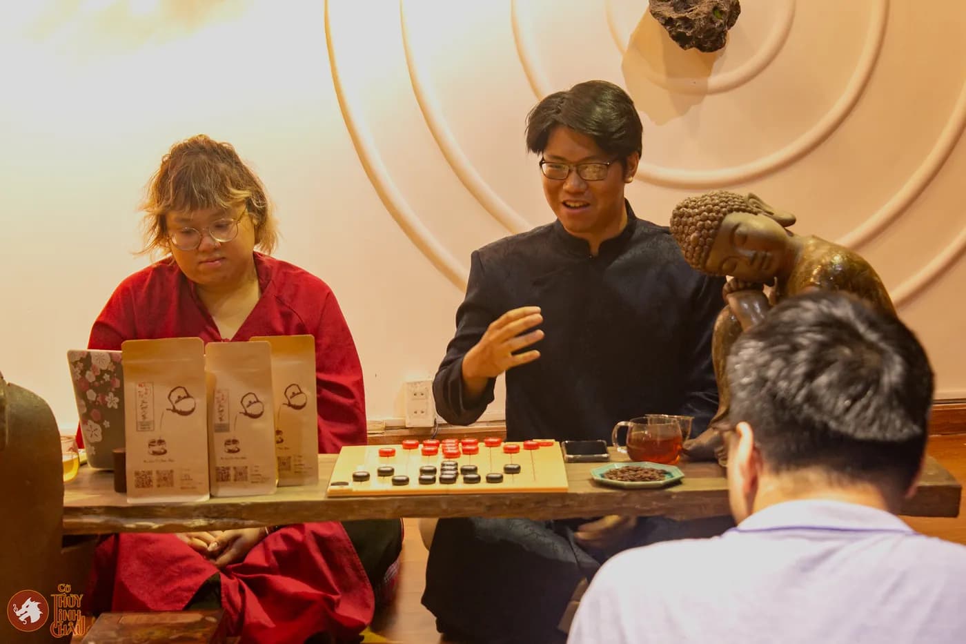 Hình ảnh phần chia sẻ của Co-founder tại workshop Cờ và Trà 03 với chủ đề Lúa Nước và 12 con giáp