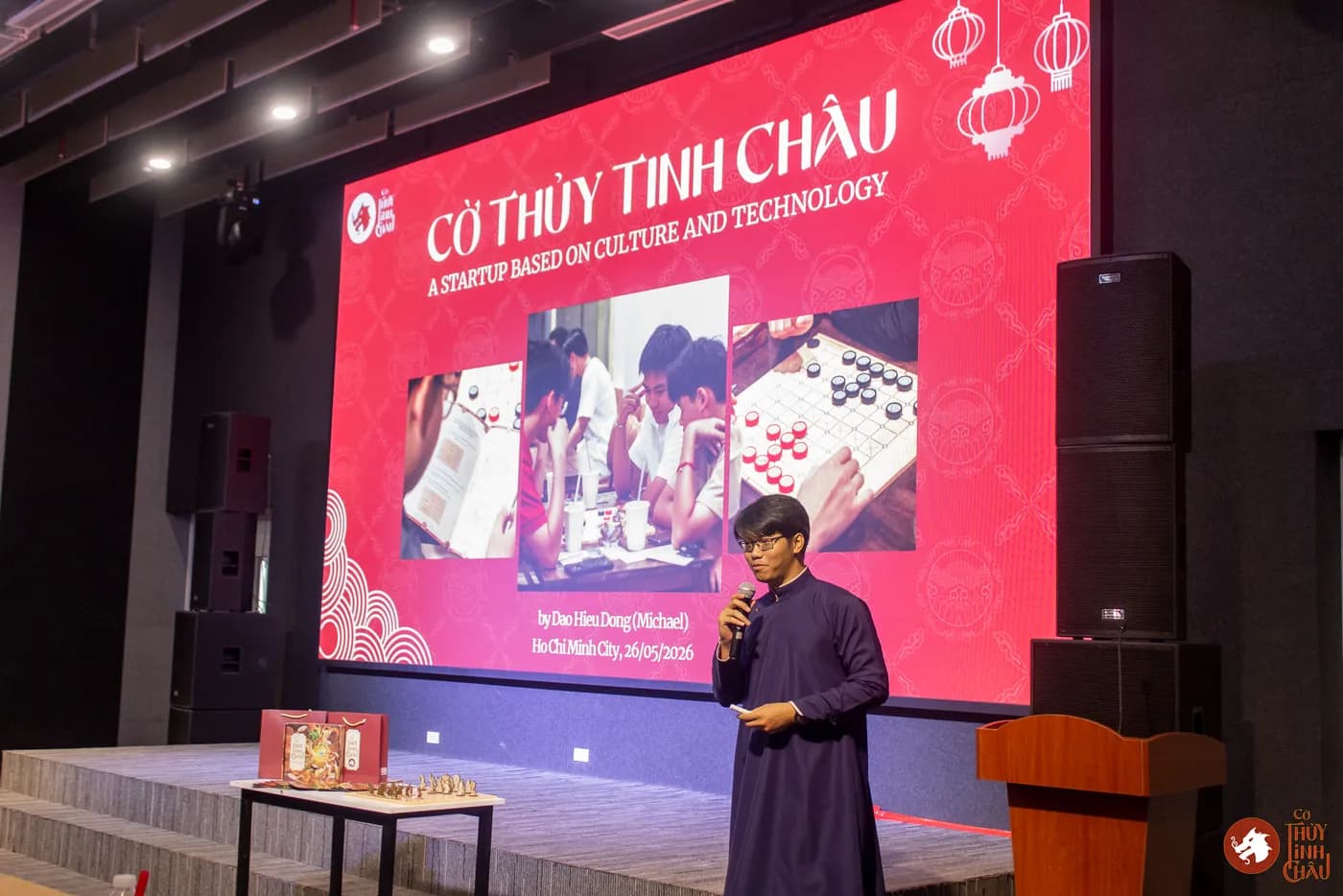 Hình ảnh Co-founder Cờ Thủy Tinh Châu trình bày tại chương trình Navigating Vietnam’s Startup Ecosystem: Perspectives from Builders, Enablers and Educators” được tổ chức tại SIHUB .