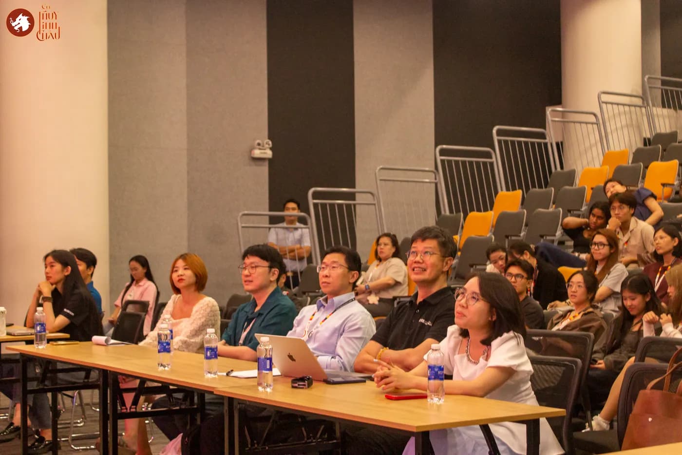 Hình ảnh các diễn giả tại chương trình Navigating Vietnam’s Startup Ecosystem: Perspectives from Builders, Enablers and Educators” được tổ chức tại SIHUB .