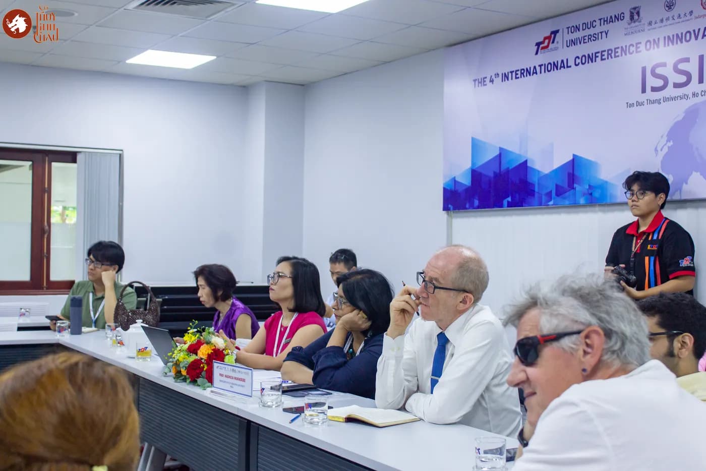 Hình ảnh các học giả và đối tác quốc tế tại Hội thảo quốc tế lần thứ 4 (ISSH 2026) do Trường Đại học Tôn Đức Thắng cùng các tổ chức học thuật trên thế giới đồng tổ chức.