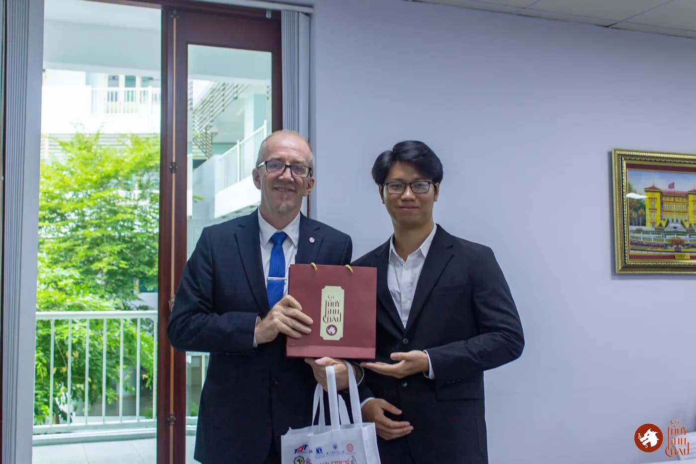 Hình ảnh Co-founder Cờ Thủy Tinh Châu cùng học giả tại Hội thảo quốc tế lần thứ 4 (ISSH 2026) do Trường Đại học Tôn Đức Thắng cùng các tổ chức học thuật trên thế giới đồng tổ chức.