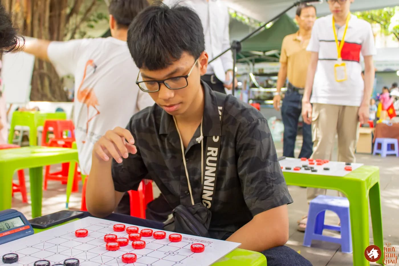 Hình ảnh các kỳ thủ bảng C đấu Cờ Thủy Tinh Châu thuộc Liên hoan Cờ Thủy Tinh Châu Kids Fest 2026 tổ chức tại Nhà Thiếu nhi Thành phố Hồ Chí Minh.