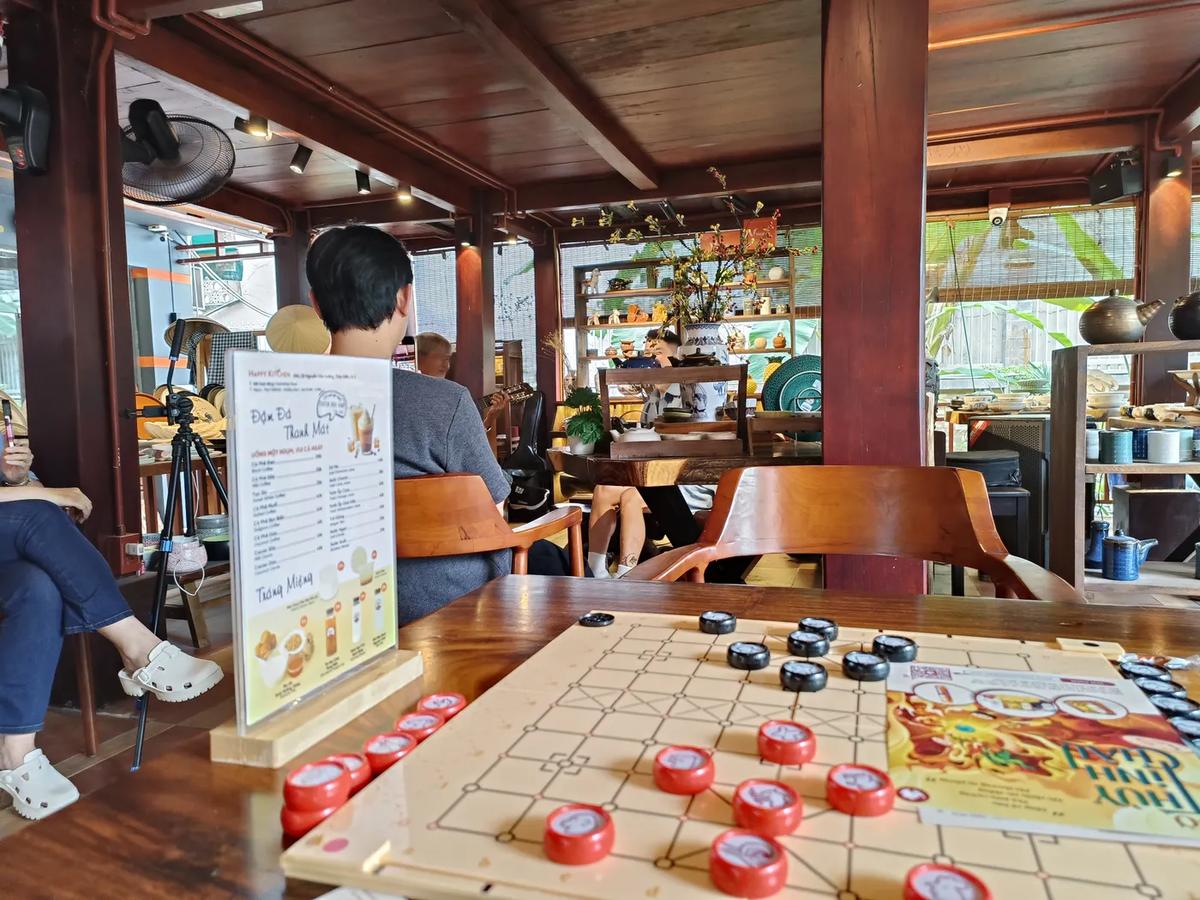 Cờ Thủy Tinh Châu at Happy Kitchen restaurant Thảo Điền