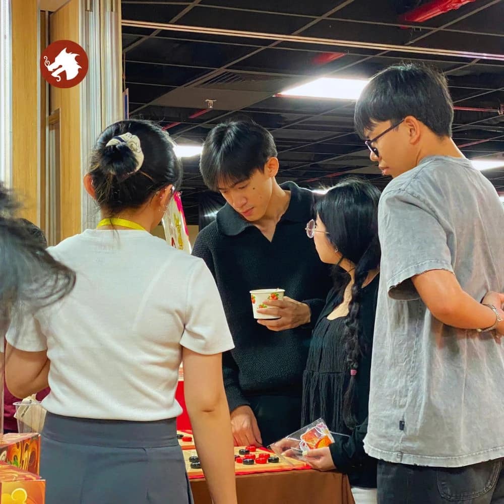 Cờ Thủy Tinh Châu - Swinburne - Chuyện cổ nước mình