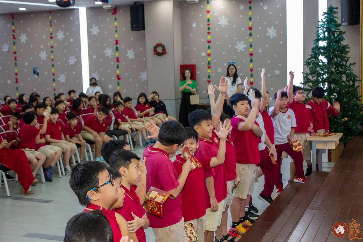 Cờ Thủy Tinh Châu tại hệ thống Trường Quốc tế Việt Úc (VAS)