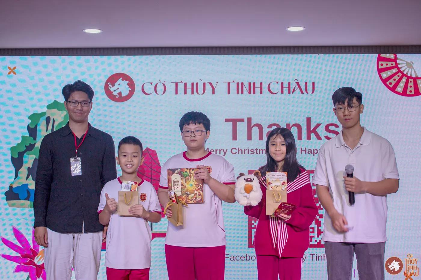Cờ Thủy Tinh Châu tại VAS Noel 2025