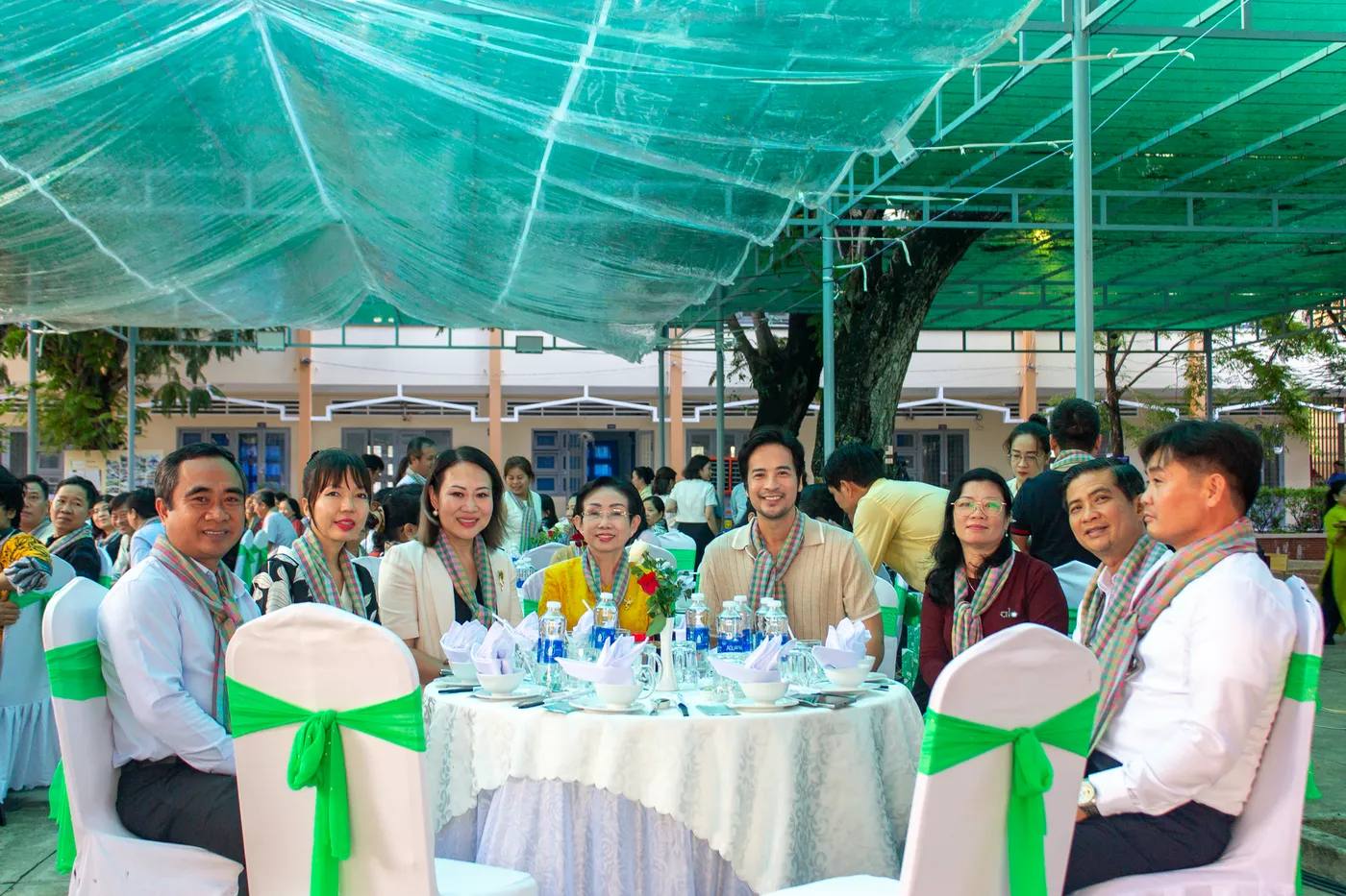 Hình ảnh các khách tham dự tại sự kiện sự kiện kỷ niệm 30 năm tại Trường THPT Trương Định