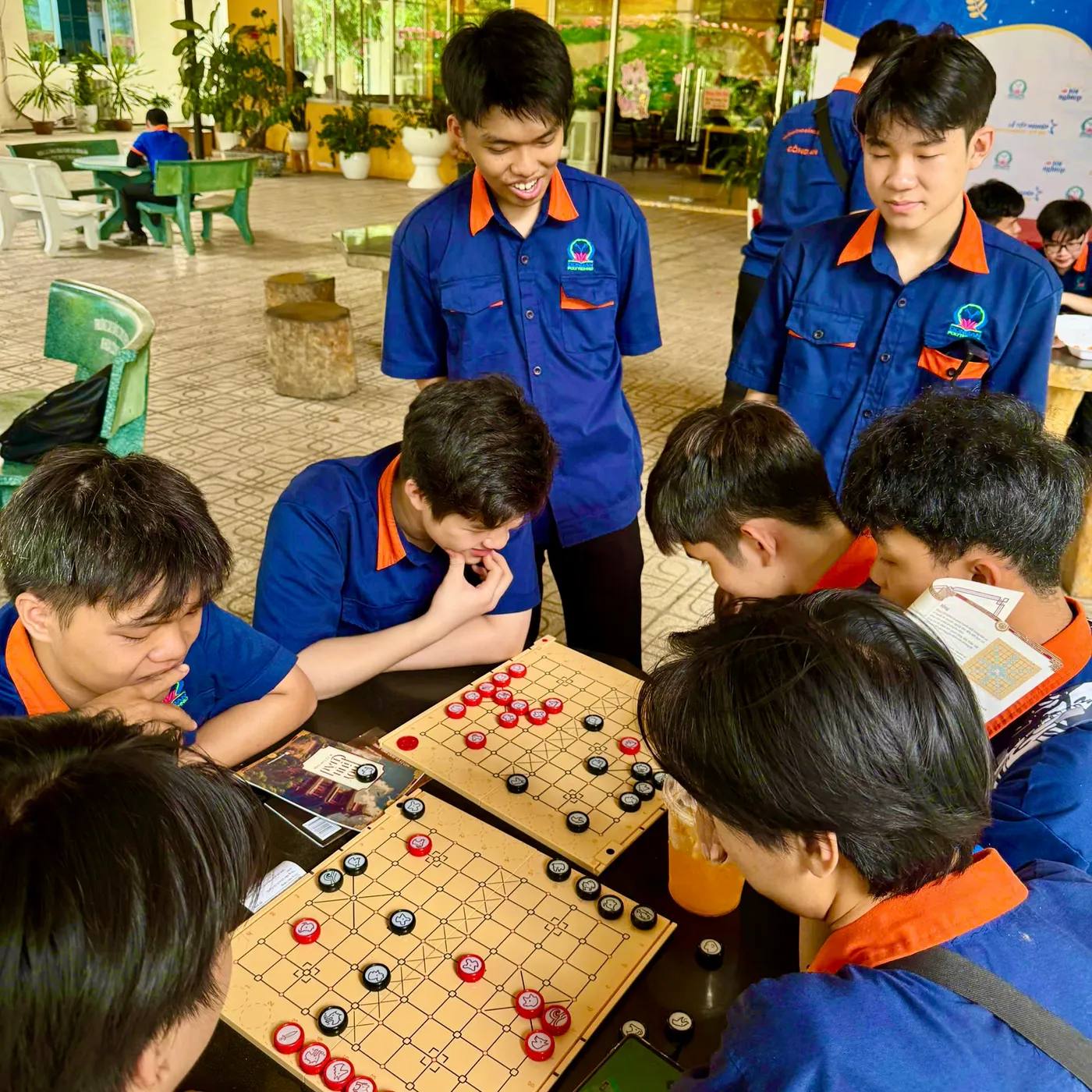 Hình chụp Workshop luyện Cờ Thủy Tinh Châu tại Trường Cao đẳng Công nghệ cao Đồng An