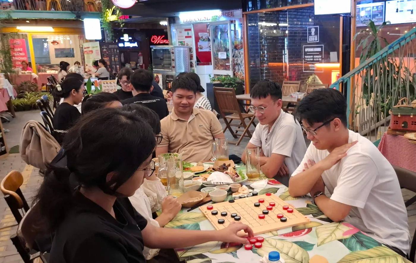Ván cờ Thủy Tinh Châu tại BLOQ Saigon - Ngày 8 tháng 3 năm 2025
