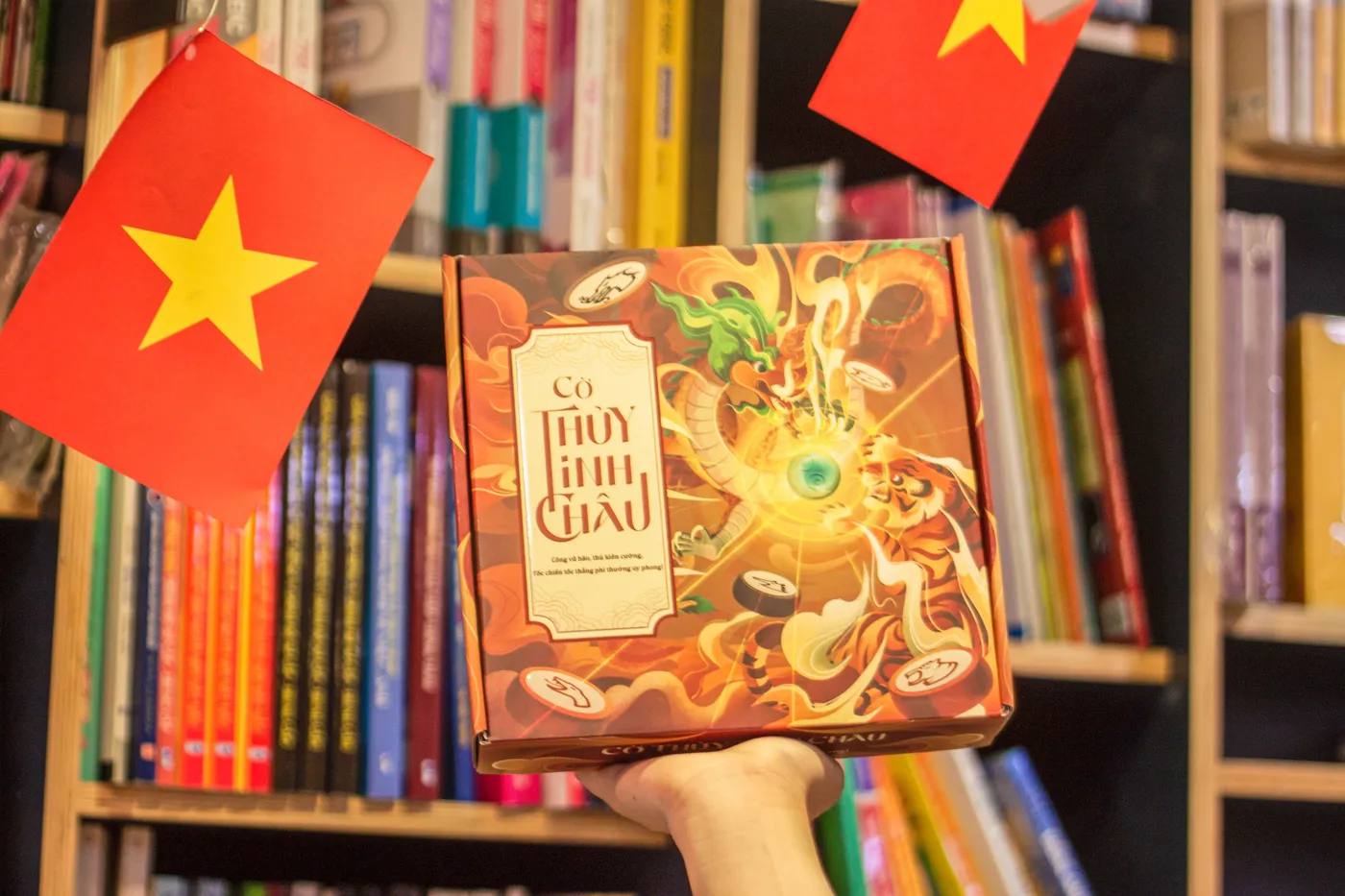Hình ảnh Call To Action Cờ và Sách tháng 5 (2025)