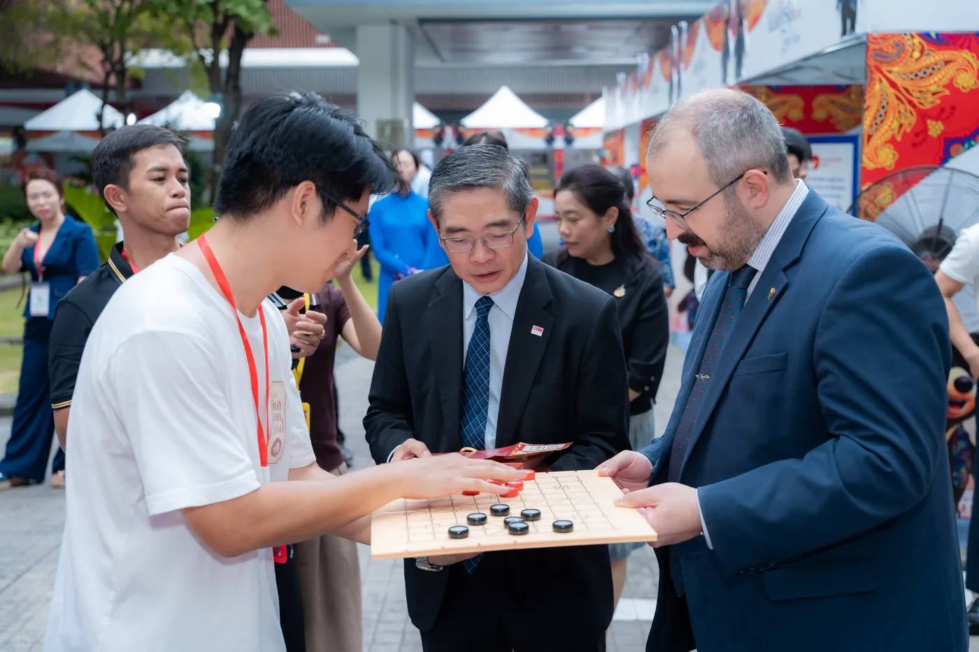 Cờ Thủy Tinh Châu tại Malay Fest Celadon Tân Phú 2025