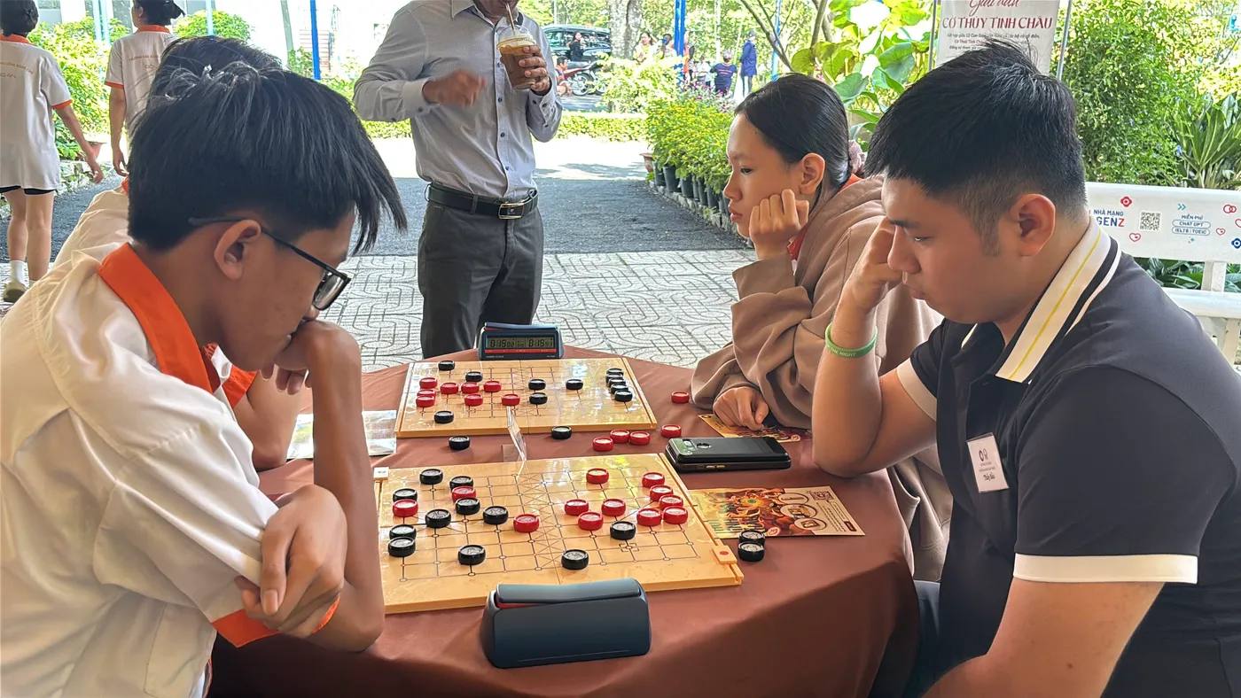 Hình chụp từ vòng bảng giải đấu Danh Kỳ Lưu Truyền tại Trường Cao đẳng Công nghệ cao Đồng An