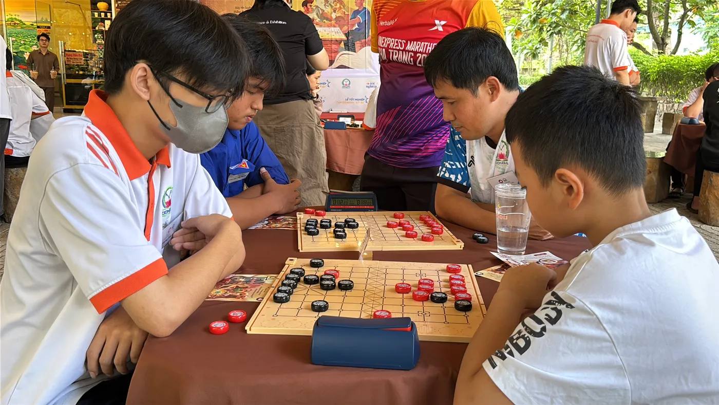 Hình chụp từ vòng bảng giải đấu Danh Kỳ Lưu Truyền tại Trường Cao đẳng Công nghệ cao Đồng An
