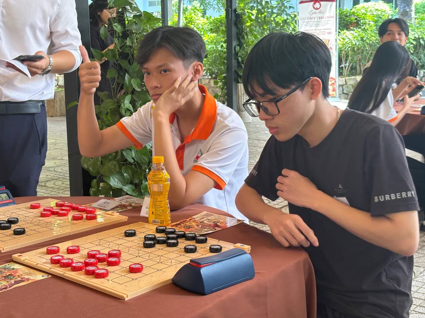 Hình chụp từ vòng bảng giải đấu Danh Kỳ Lưu Truyền tại Trường Cao đẳng Công nghệ cao Đồng An
