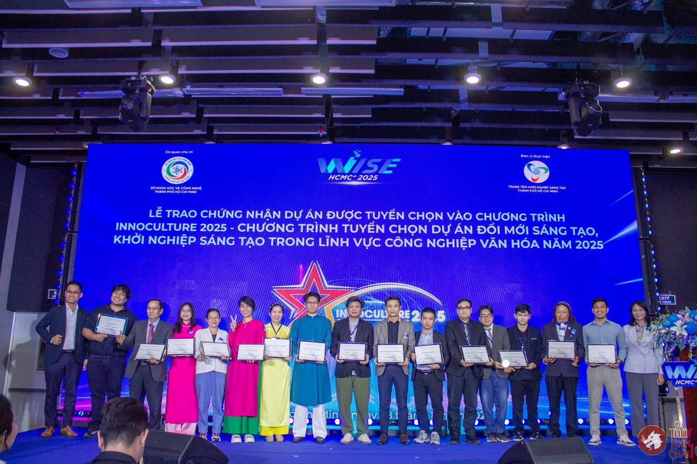 Cờ Thủy Tinh Châu cùng các dự án từ Chương trình InnoCulture 2025 vinh dự nhận chứng nhận