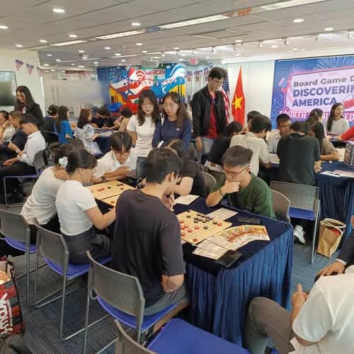 U.S Board Game Day Mừng Quốc Khánh Mỹ