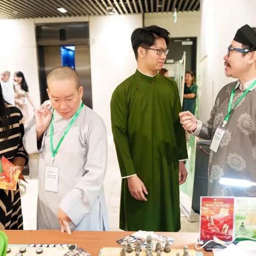 Cờ Thủy Tinh Châu tại Hội Thảo Ăn Chay Quốc Tế 2025